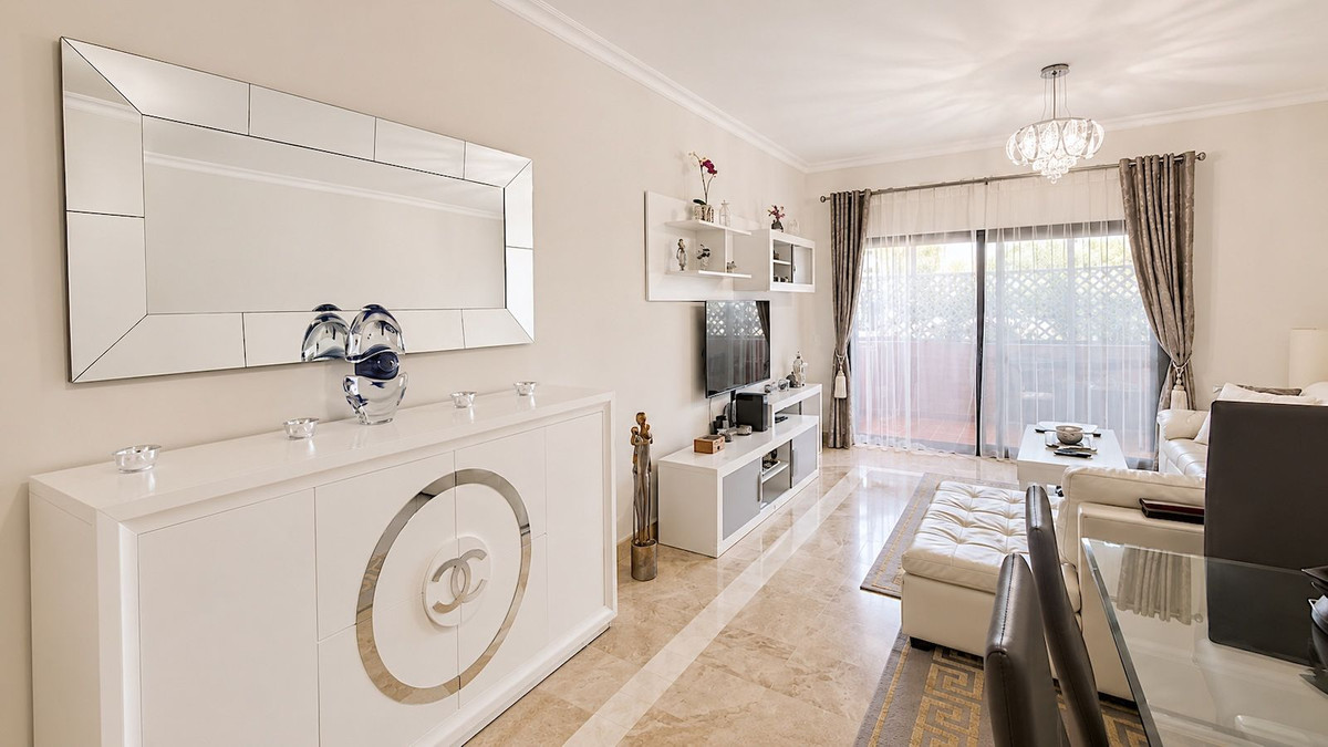 Appartement te koop in San Pedro de Alcántara | 2 slaapkamers H5398630