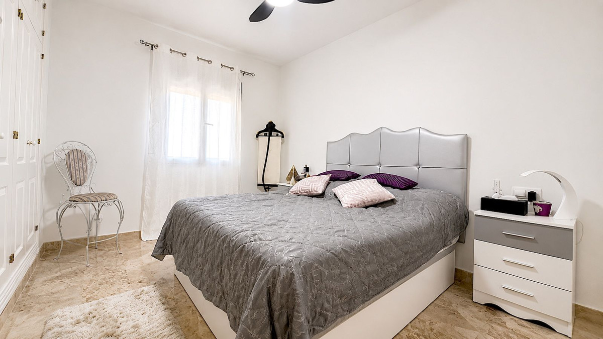 Appartement te koop in San Pedro de Alcántara | 2 slaapkamers H5398630