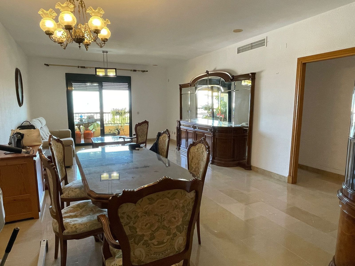 Appartement te koop in San Pedro de Alcántara | 3 slaapkamers H5401003