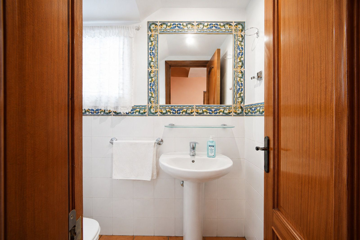 Appartement te koop in San Pedro de Alcántara | 4 slaapkamers H5406427