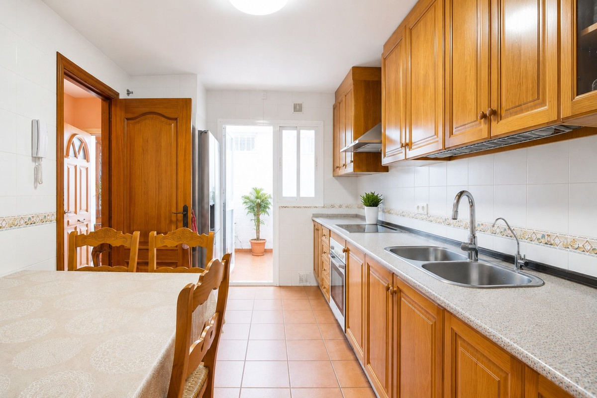 Appartement te koop in San Pedro de Alcántara | 4 slaapkamers H5406427