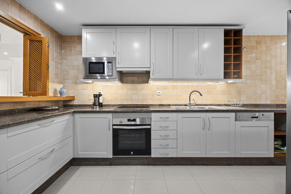 Appartement te koop in San Pedro de Alcántara | 3 slaapkamers H5421379