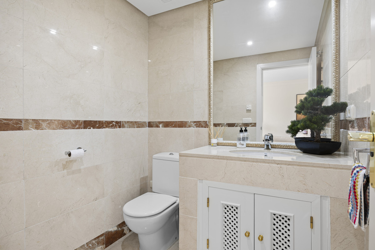Appartement te koop in San Pedro de Alcántara | 3 slaapkamers H5421379