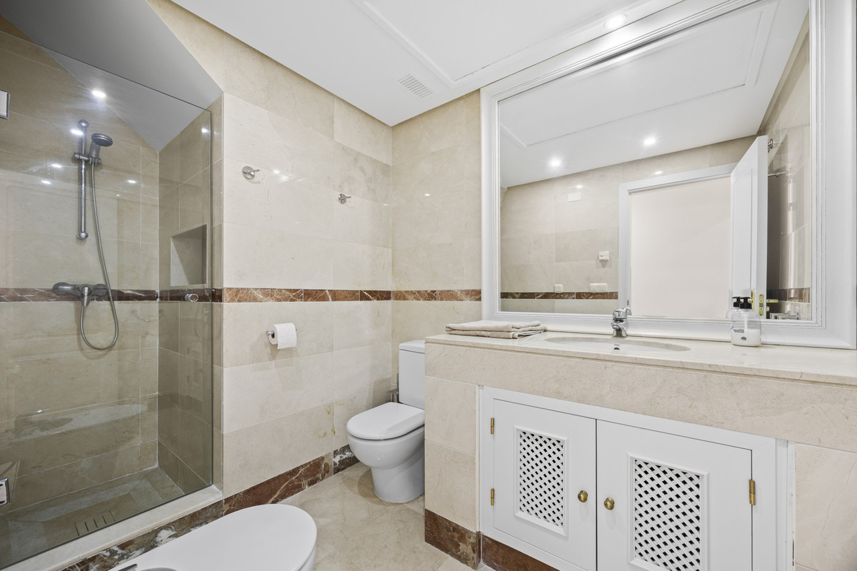 Appartement te koop in San Pedro de Alcántara | 3 slaapkamers H5421379