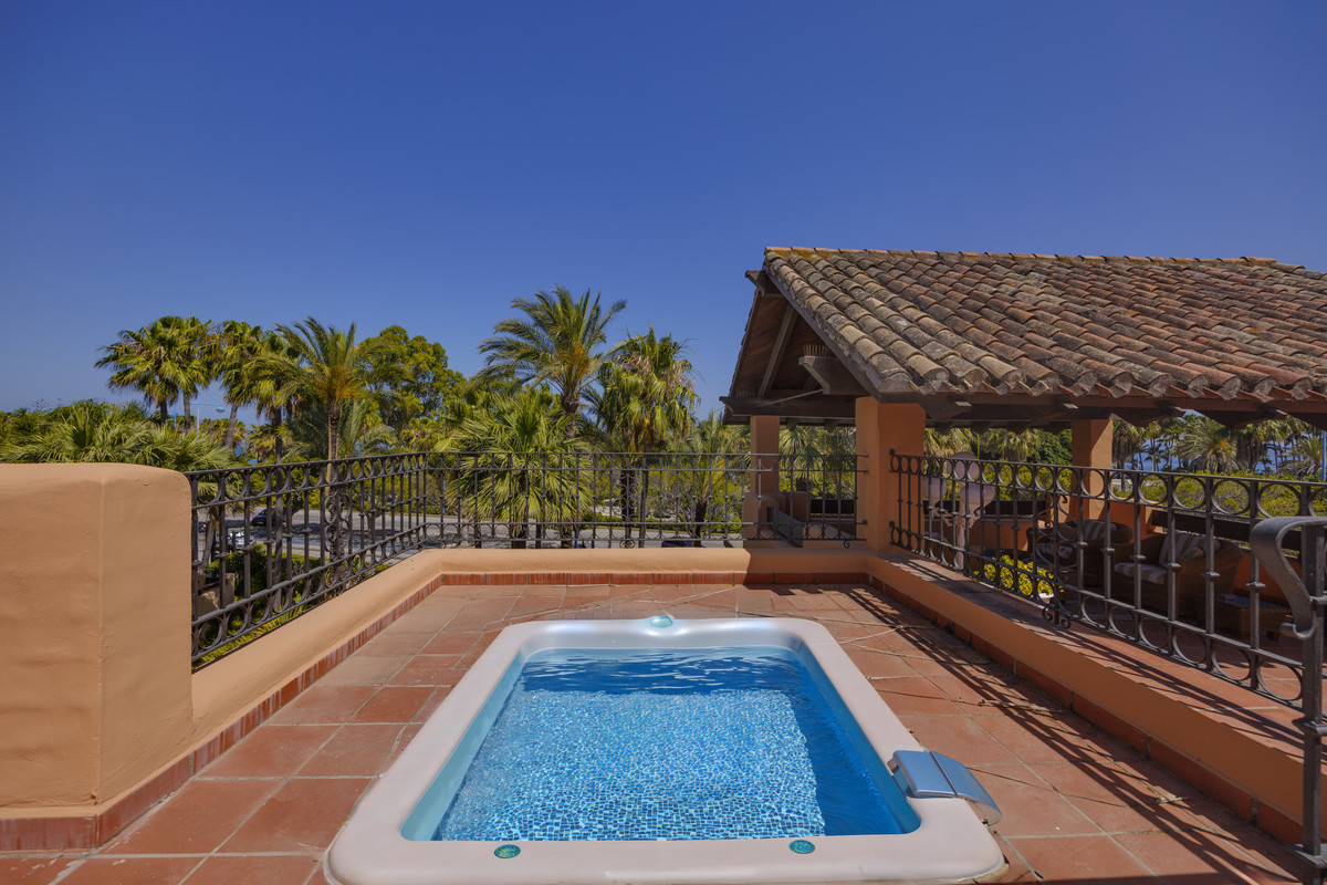 Appartement te koop in San Pedro de Alcántara | 3 slaapkamers H5421379