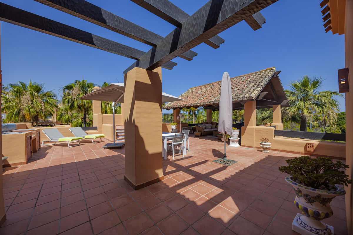 Appartement te koop in San Pedro de Alcántara | 3 slaapkamers H5421379