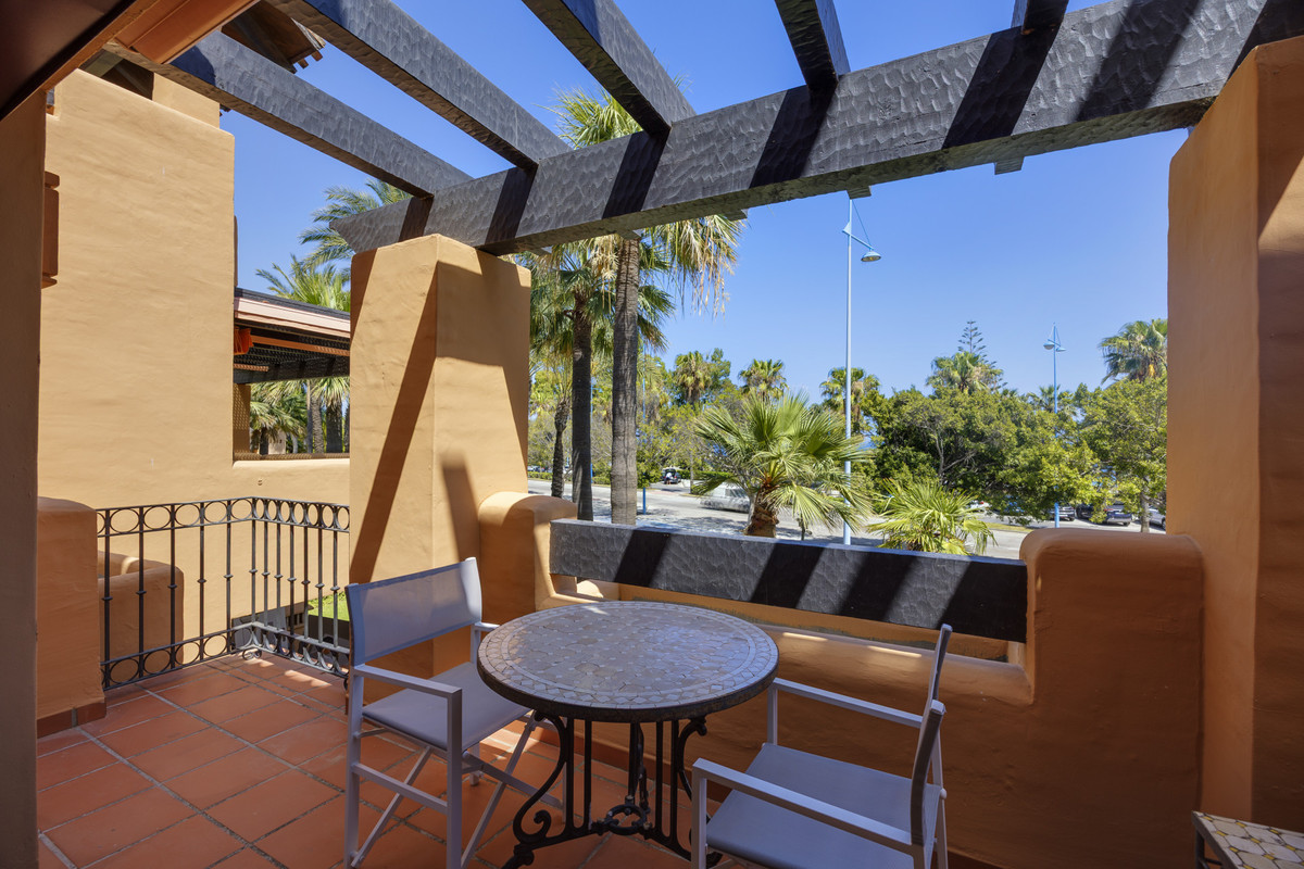Appartement te koop in San Pedro de Alcántara | 3 slaapkamers H5421379