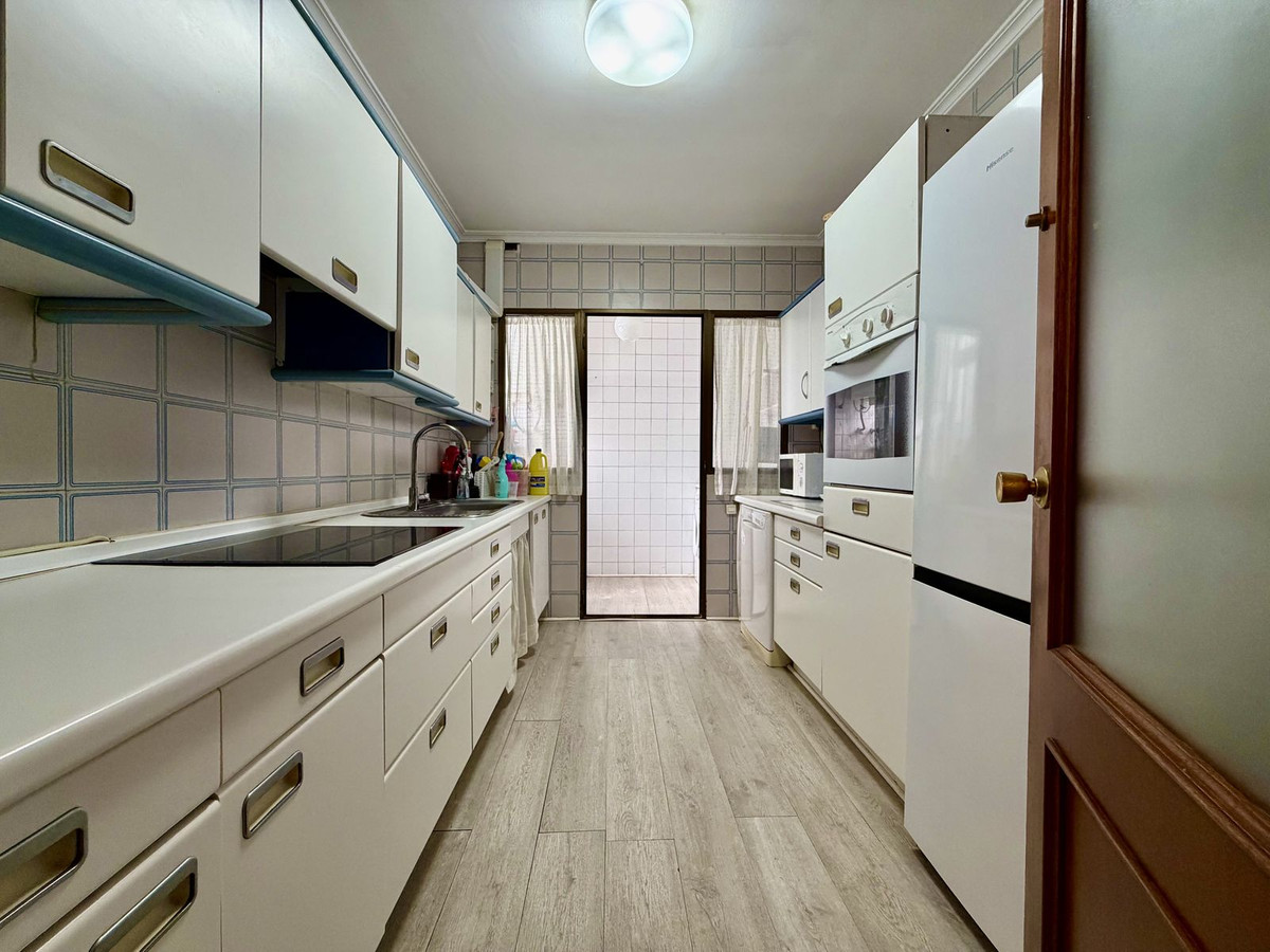 Appartement te koop in San Pedro de Alcántara | 4 slaapkamers H5433619