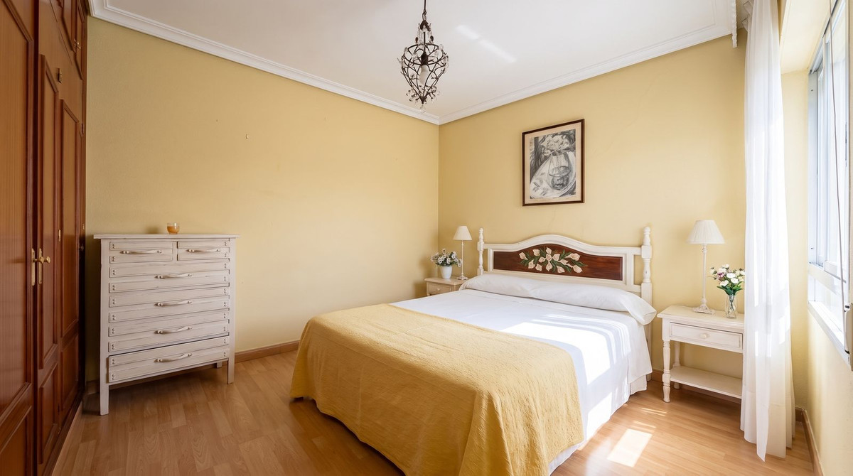 Appartement te koop in San Pedro de Alcántara | 4 slaapkamers H5433619
