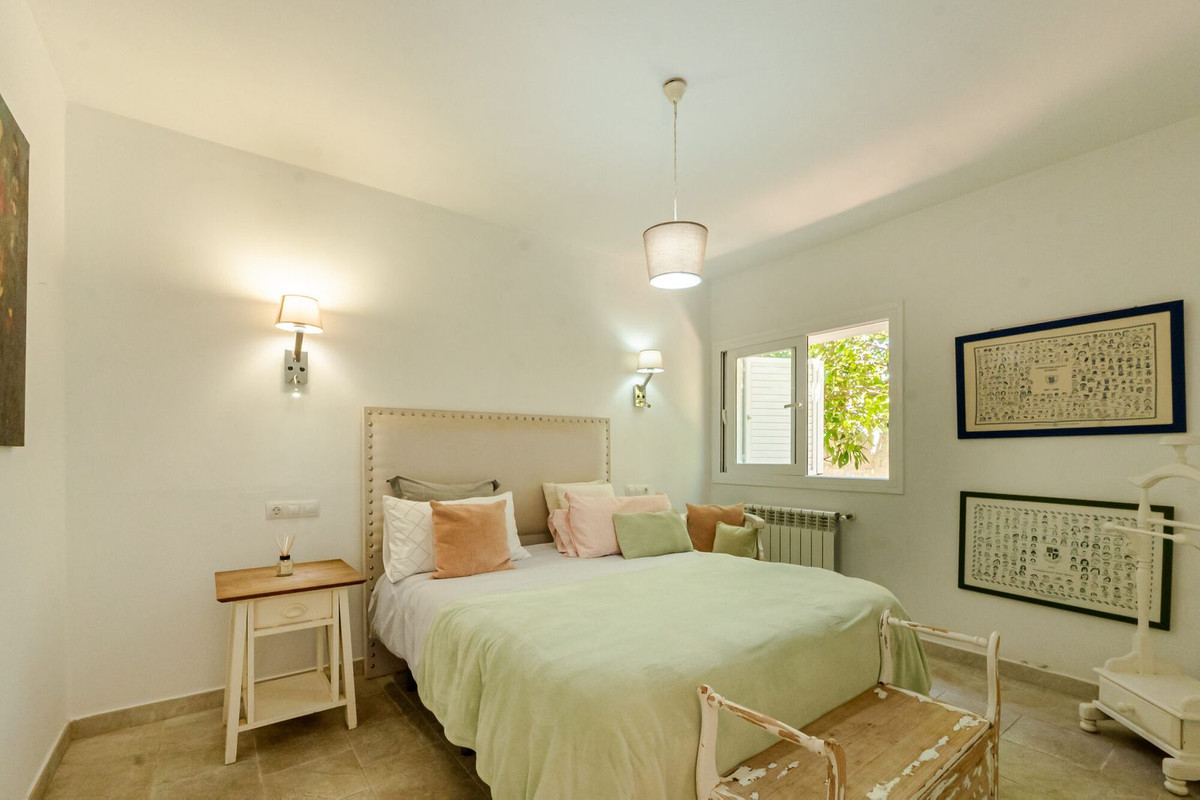 Appartement te koop in San Pedro de Alcántara | 4 slaapkamers H5433838