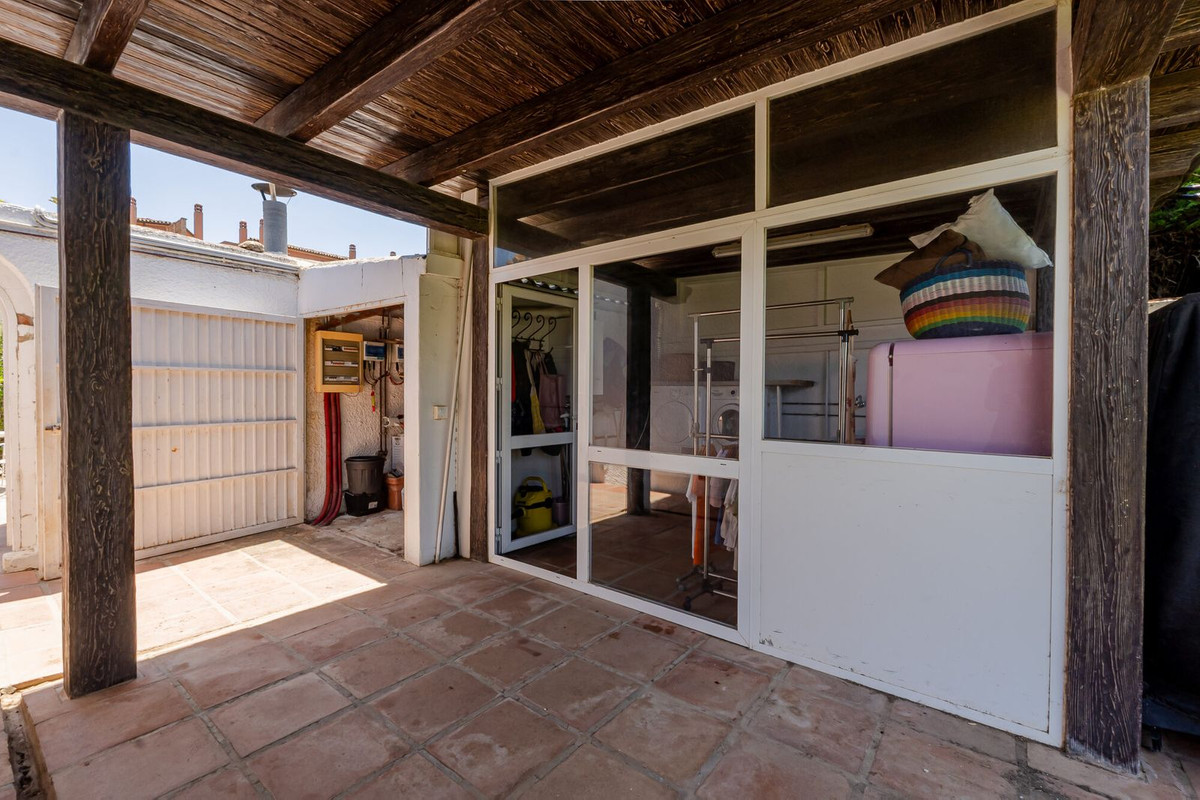 Appartement te koop in San Pedro de Alcántara | 4 slaapkamers H5433838