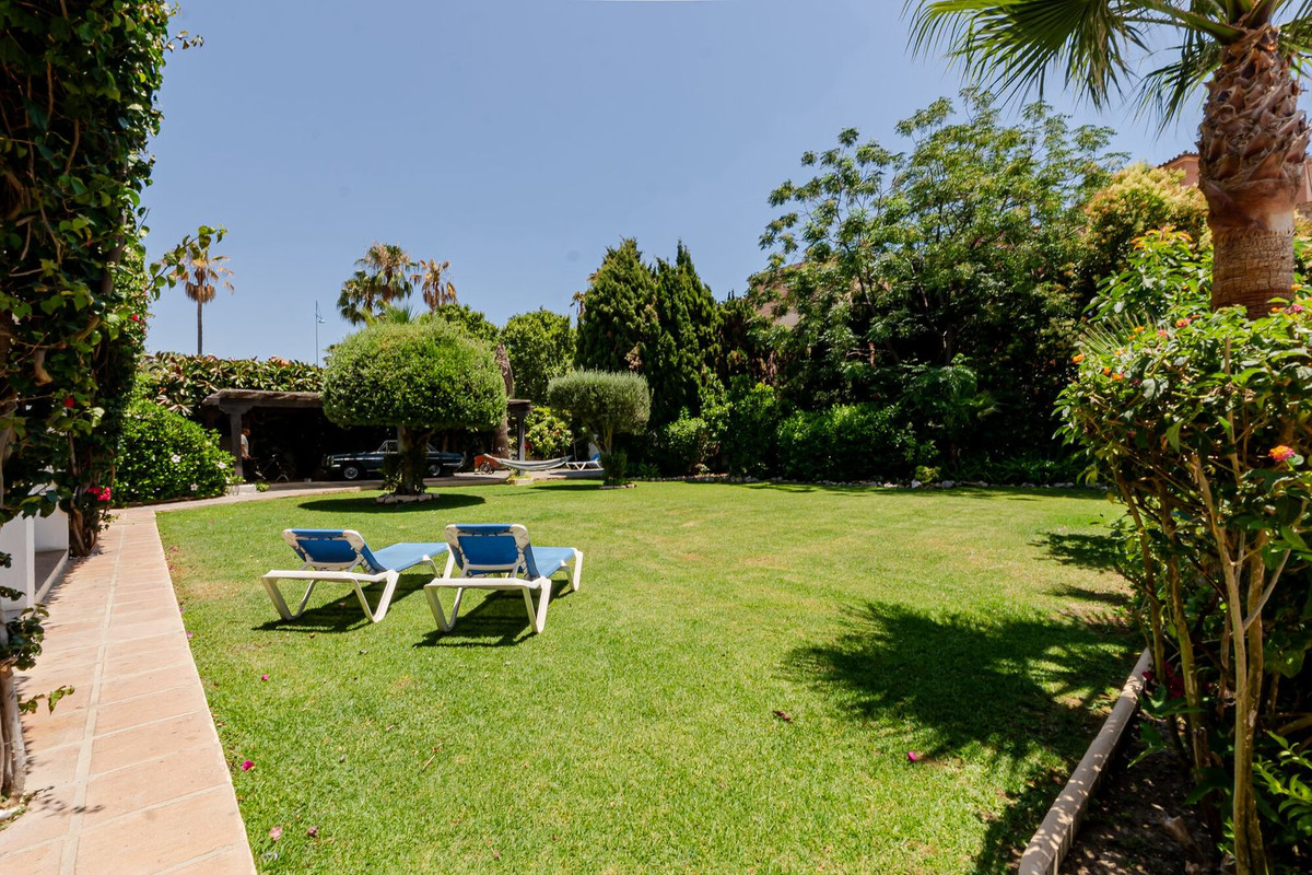 Appartement te koop in San Pedro de Alcántara | 4 slaapkamers H5433838