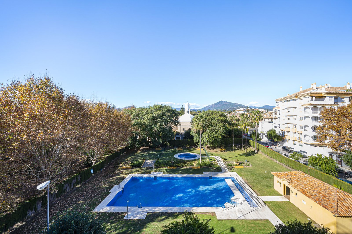 Appartement te koop in San Pedro de Alcántara | 3 slaapkamers H5434876