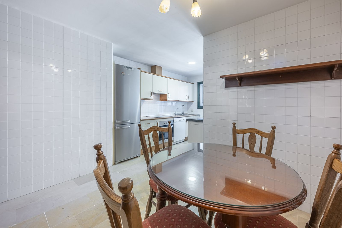 Appartement te koop in San Pedro de Alcántara | 3 slaapkamers H5434876
