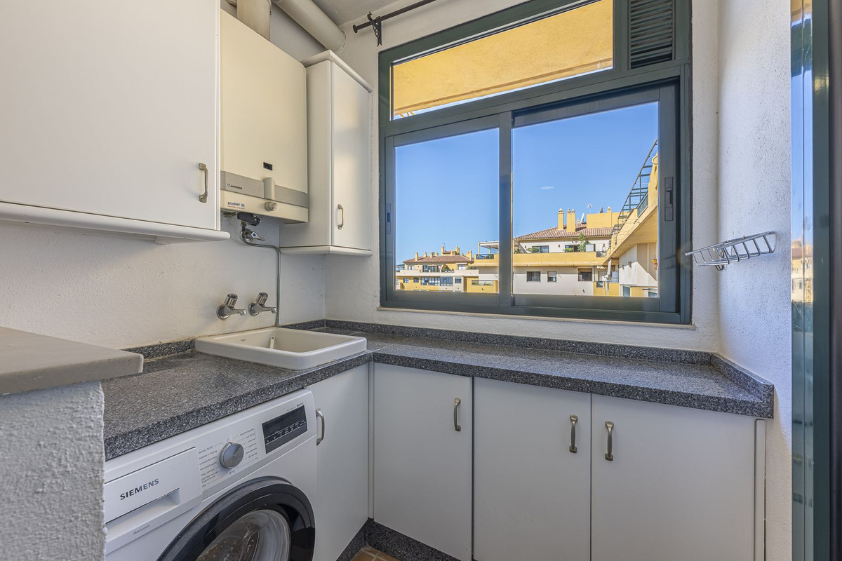 Appartement te koop in San Pedro de Alcántara | 3 slaapkamers H5434876