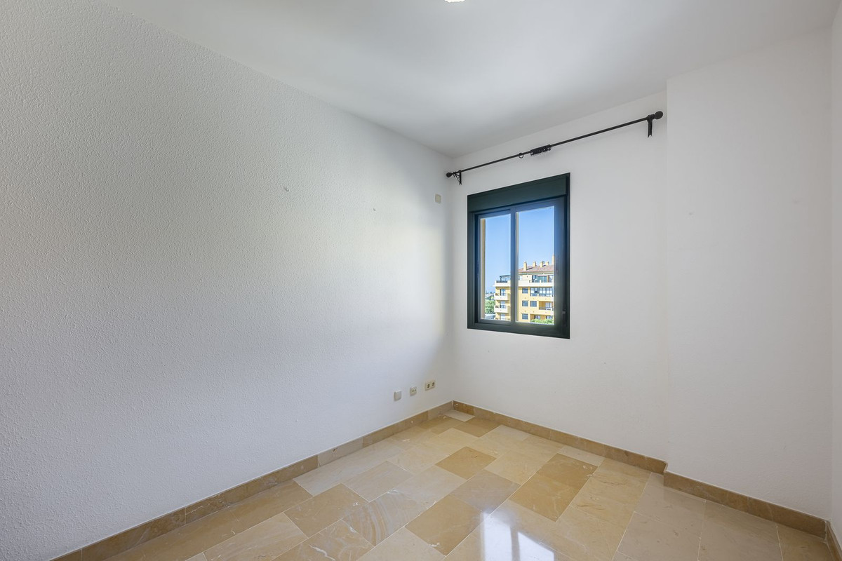 Appartement te koop in San Pedro de Alcántara | 3 slaapkamers H5434876