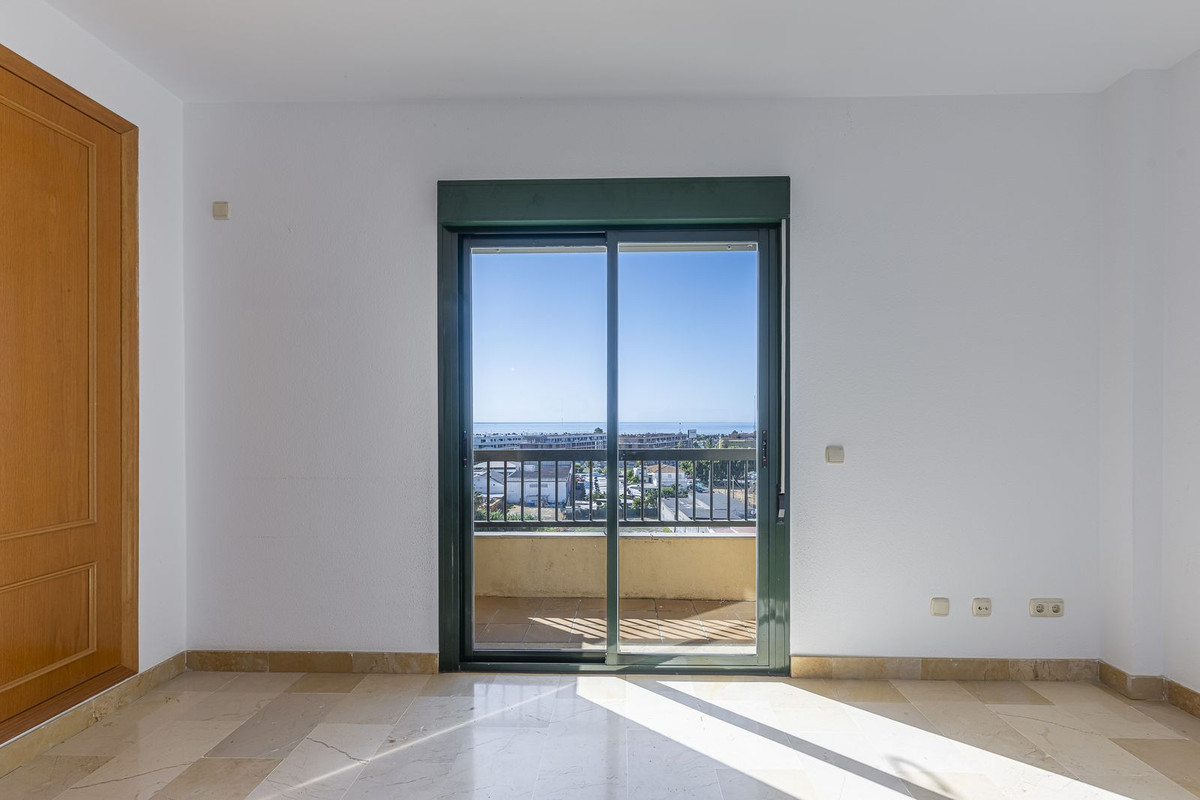 Appartement te koop in San Pedro de Alcántara | 3 slaapkamers H5434876