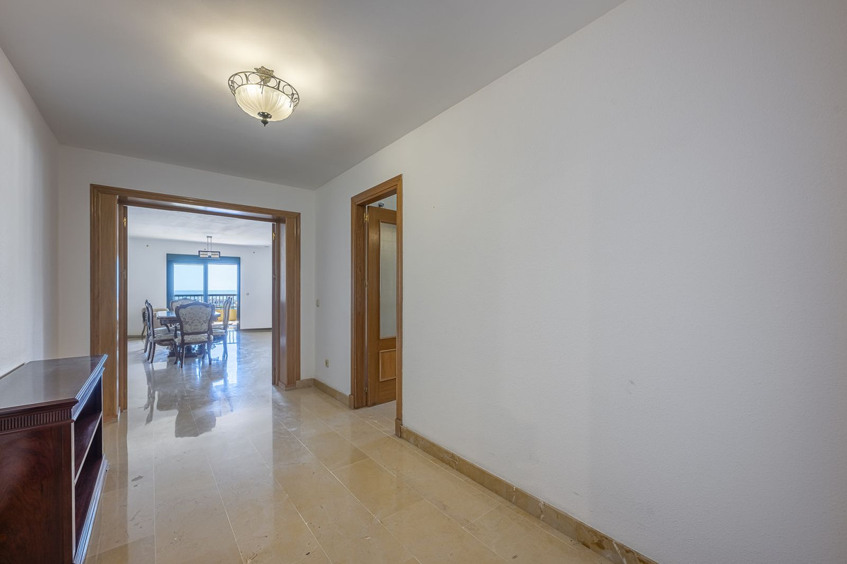 Appartement te koop in San Pedro de Alcántara | 3 slaapkamers H5434876
