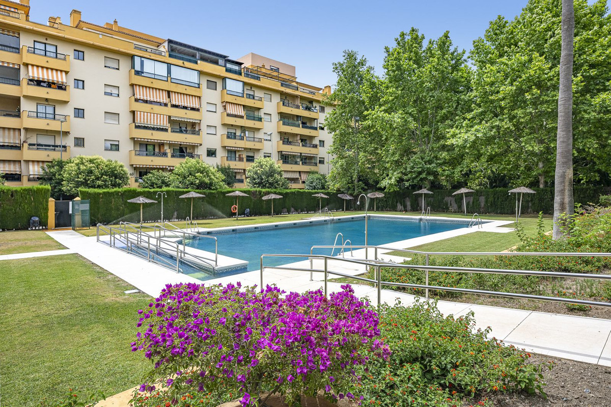 Appartement te koop in San Pedro de Alcántara | 3 slaapkamers H5434876