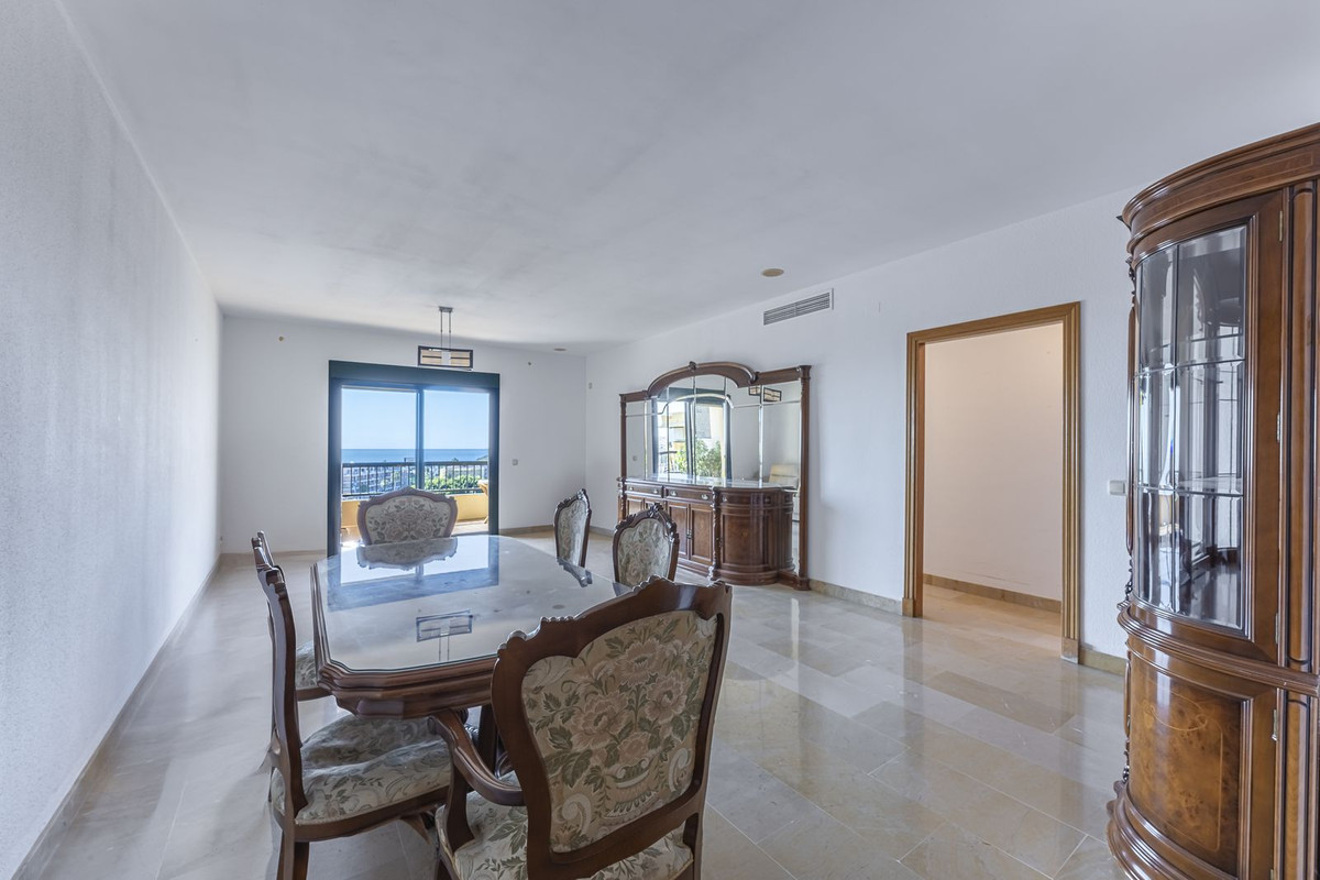 Appartement te koop in San Pedro de Alcántara | 3 slaapkamers H5434876