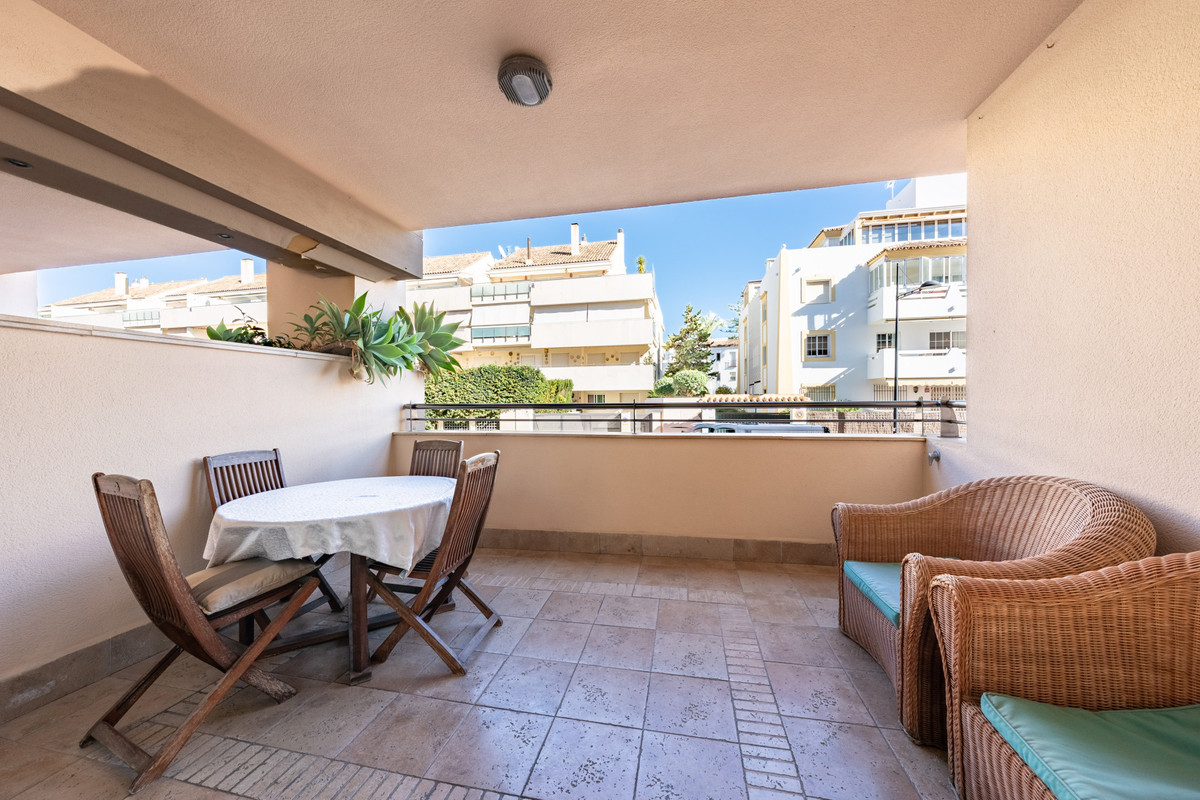 Appartement te koop in San Pedro de Alcántara | 2 slaapkamers H5441668