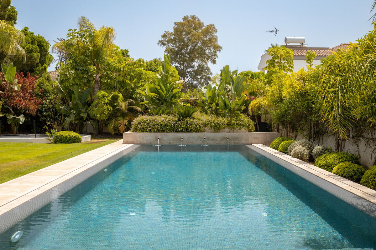 Appartement te koop in San Pedro de Alcántara | 6 slaapkamers H5449921