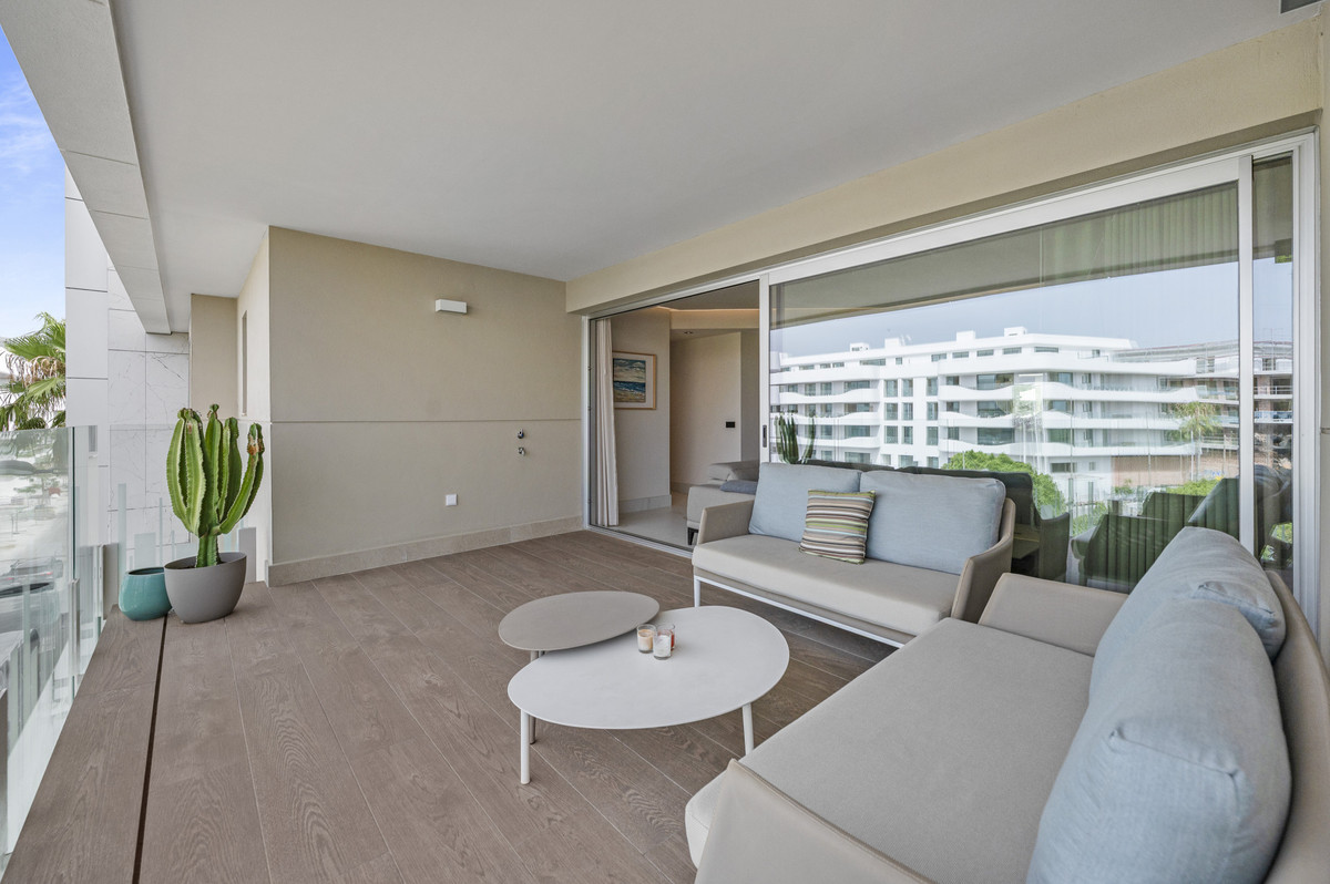 Appartement te koop in San Pedro de Alcántara | 2 slaapkamers H5450080