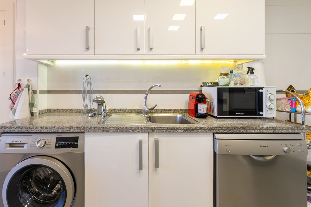 Appartement te koop in San Pedro de Alcántara | 2 slaapkamers H5452324