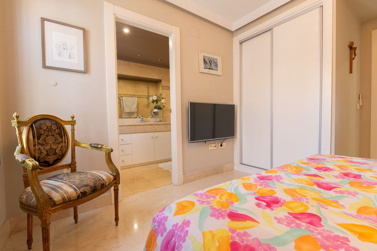 Appartement te koop in San Pedro de Alcántara | 2 slaapkamers H5452324