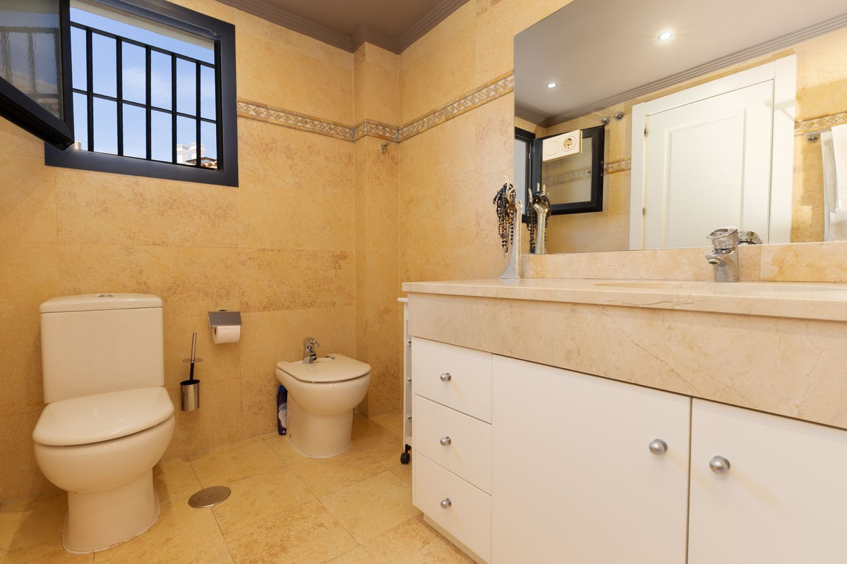 Appartement te koop in San Pedro de Alcántara | 2 slaapkamers H5452324