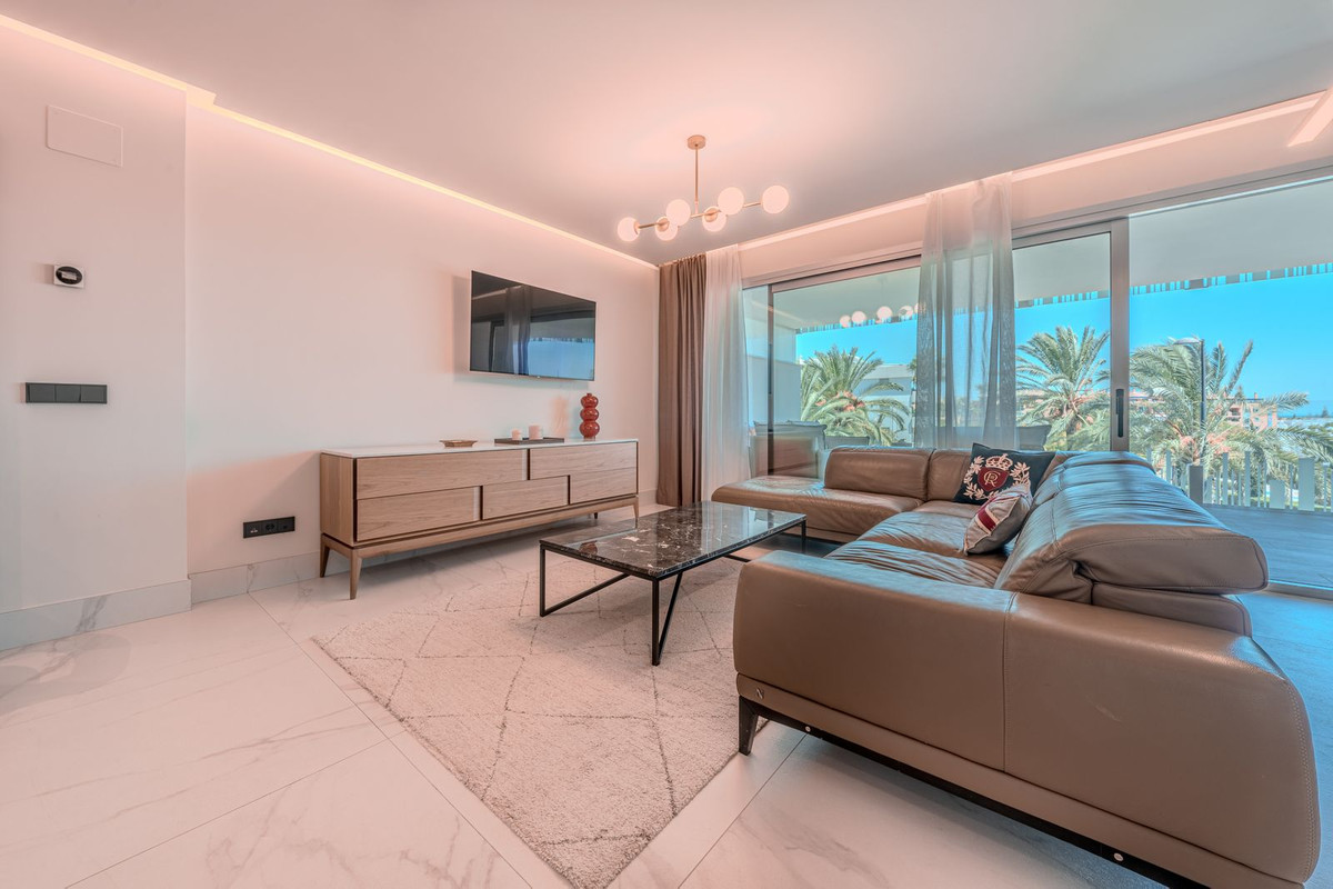 Appartement te koop in San Pedro de Alcántara | 3 slaapkamers H5470630