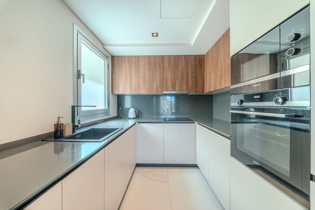Appartement te koop in San Pedro de Alcántara | 3 slaapkamers H5470630
