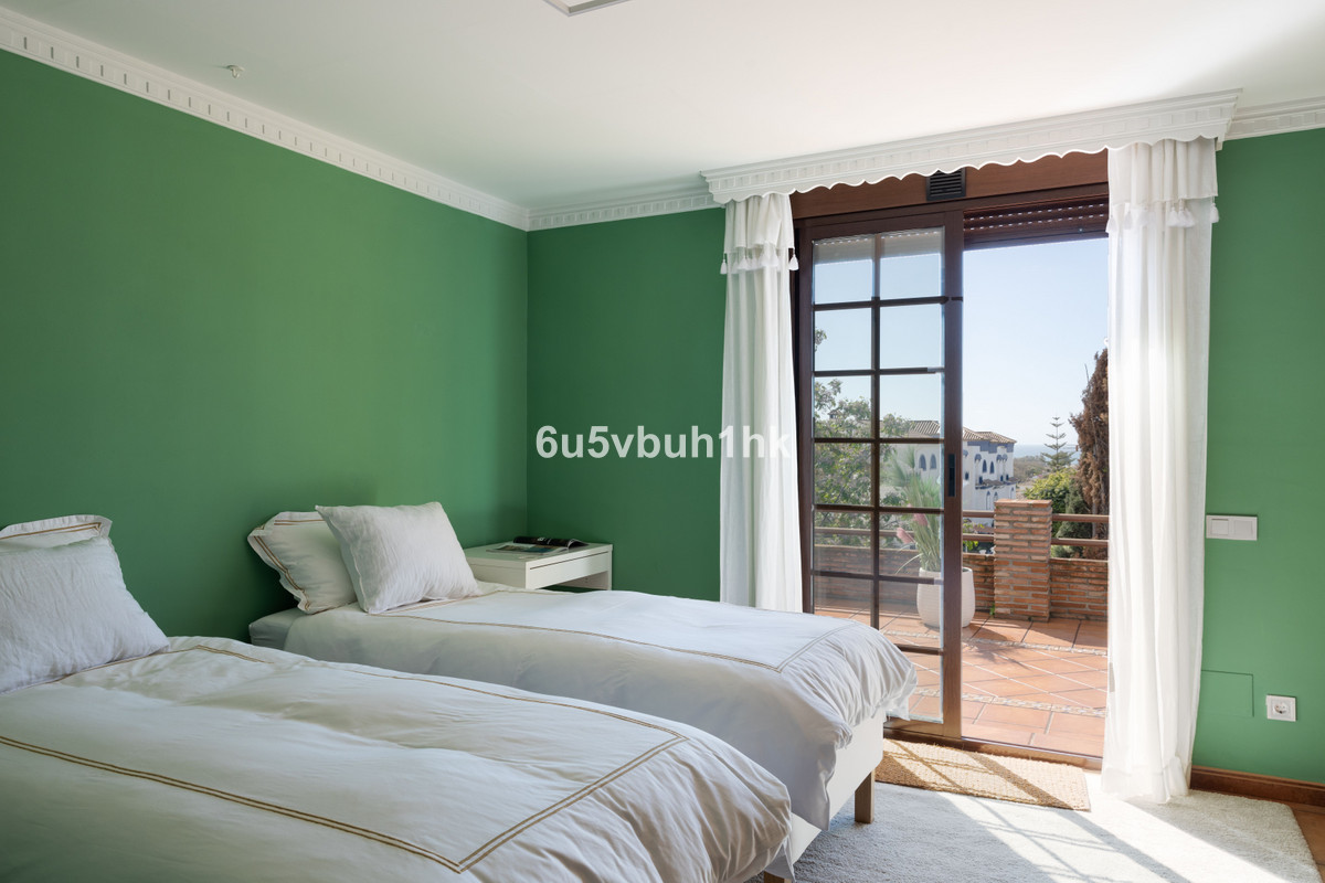 Huis te koop in San Pedro de Alcántara | 4 slaapkamers H5485627