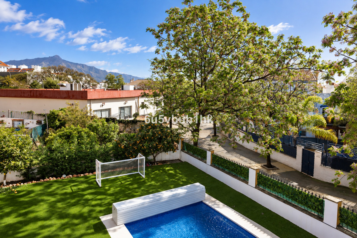 Huis te koop in San Pedro de Alcántara | 4 slaapkamers H5485627