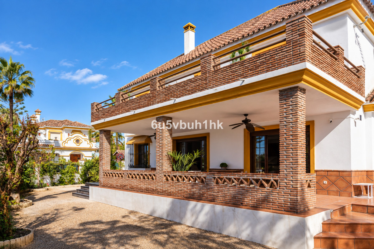 Huis te koop in San Pedro de Alcántara | 4 slaapkamers H5485627