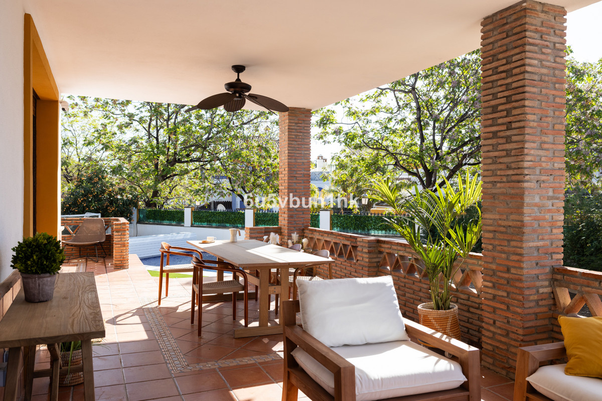 Huis te koop in San Pedro de Alcántara | 4 slaapkamers H5485627