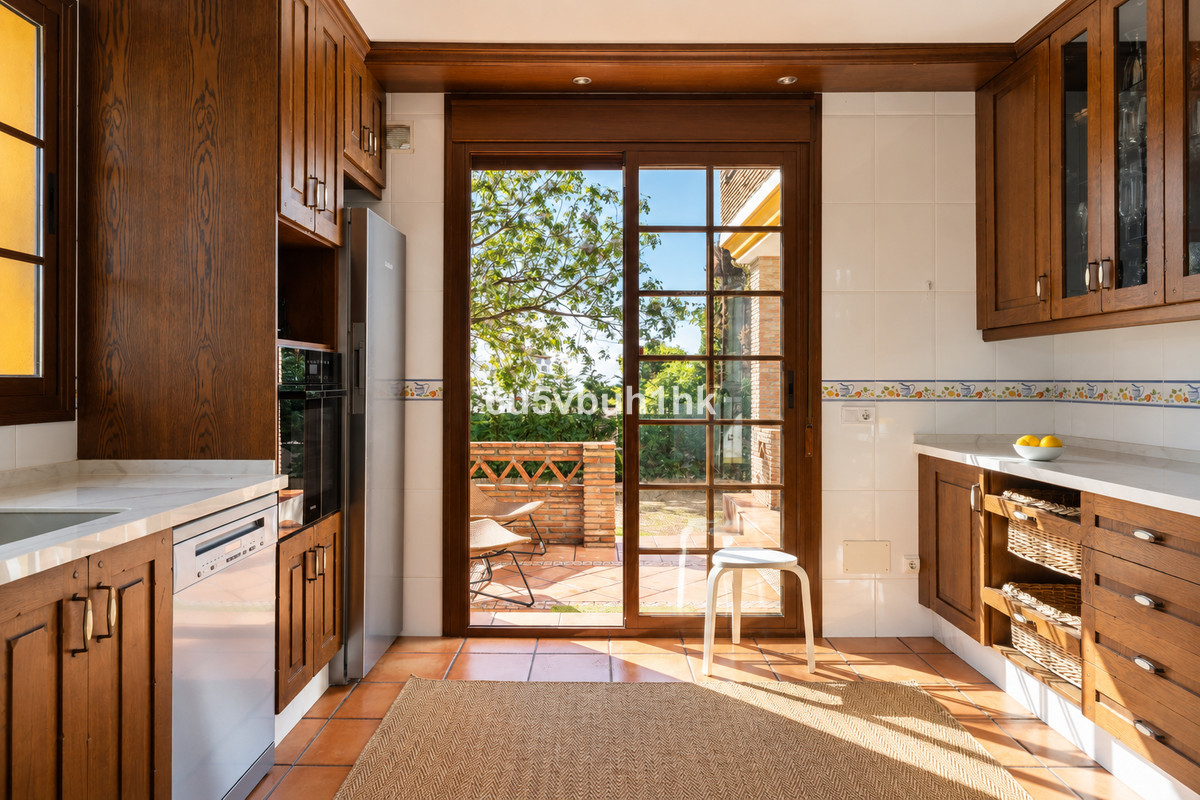Huis te koop in San Pedro de Alcántara | 4 slaapkamers H5485627