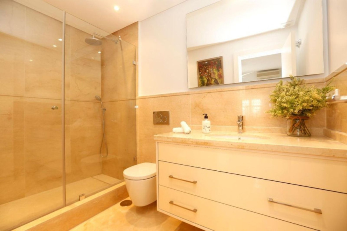 Appartement te koop in San Pedro de Alcántara | 3 slaapkamers H5485804