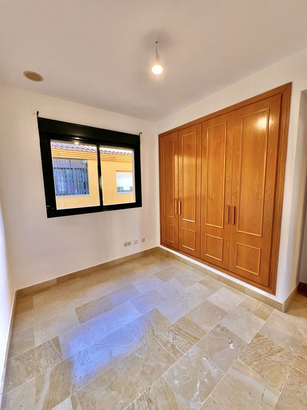 Appartement te koop in San Pedro de Alcántara | 4 slaapkamers H5487421