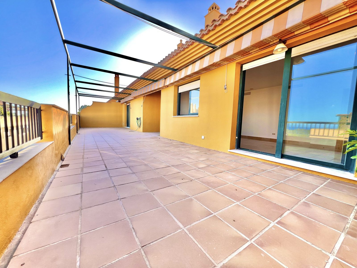 Appartement te koop in San Pedro de Alcántara | 4 slaapkamers H5487421