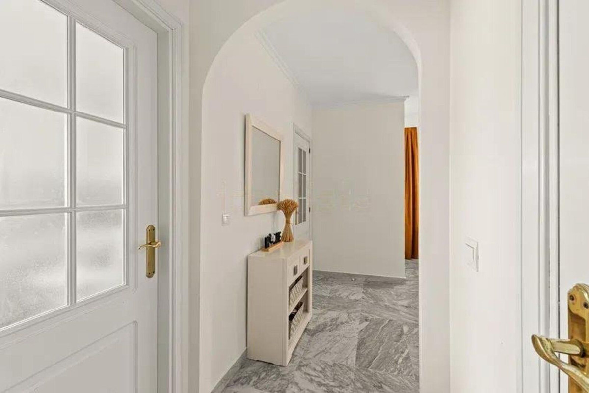 Appartement te koop in San Pedro de Alcántara | 2 slaapkamers H5506918
