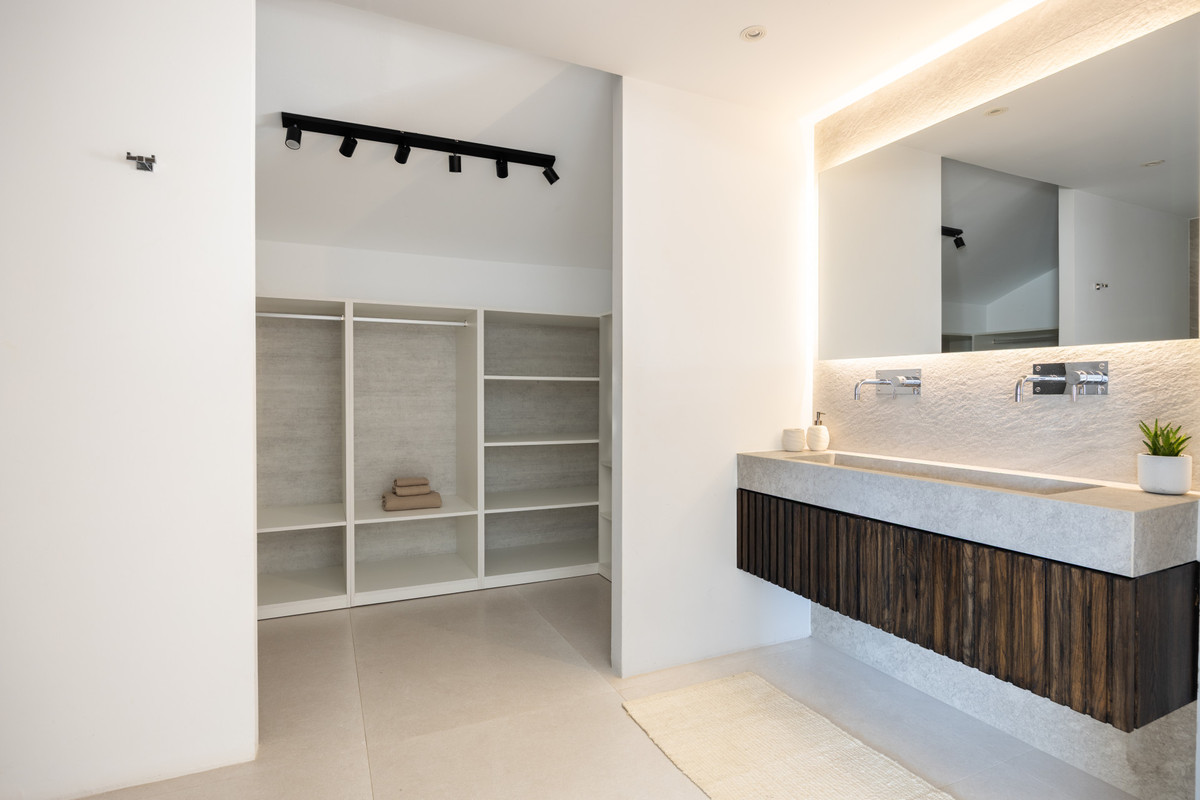 Property main view 12