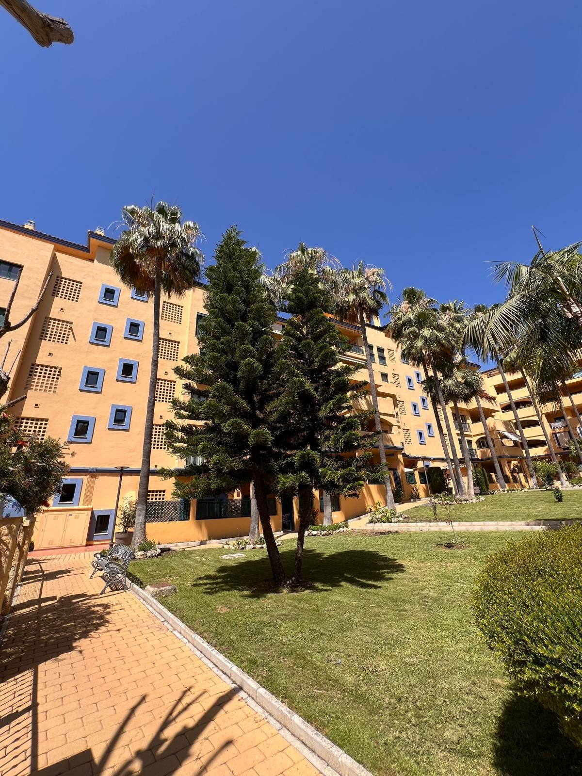 Appartement te koop in San Pedro de Alcántara | 3 slaapkamers H5527618