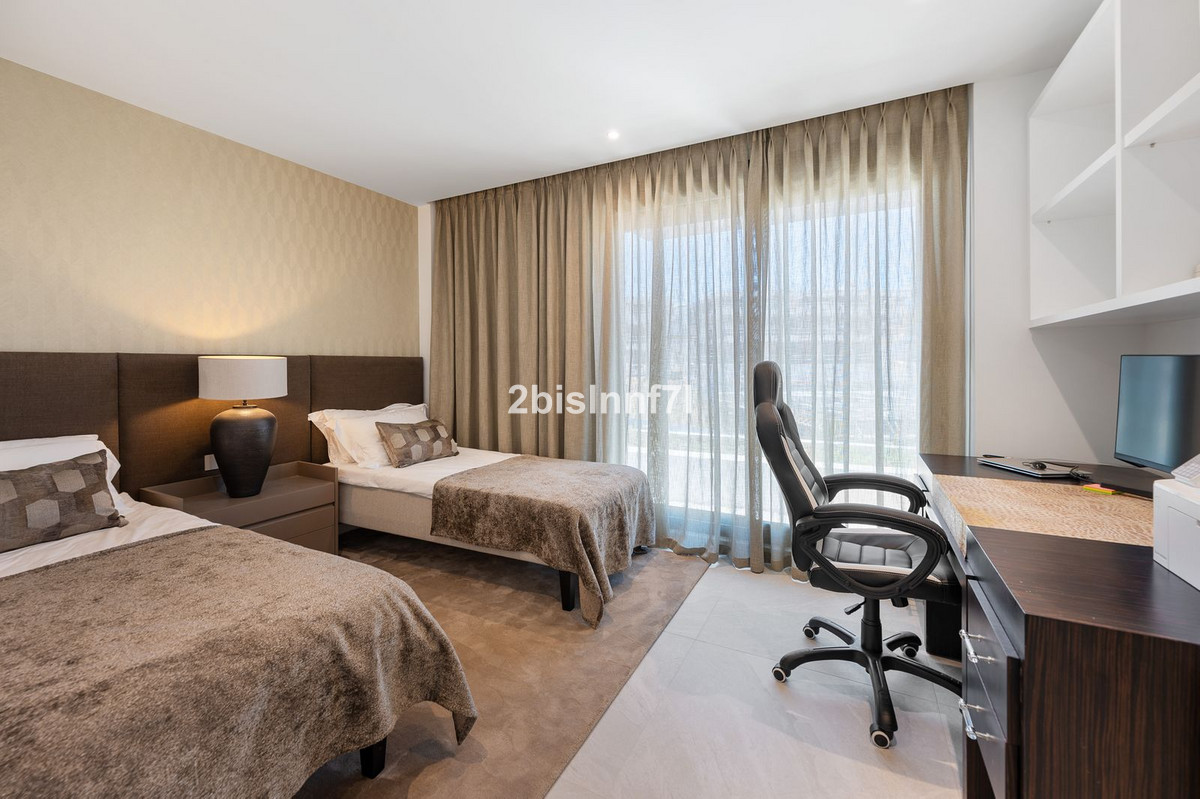 Property main view 32