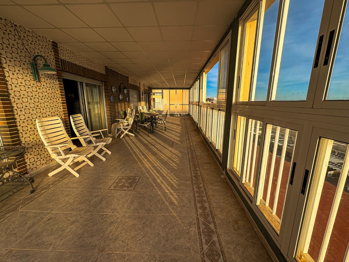 Huis te koop in Santa Pola | 3 slaapkamers H5288302