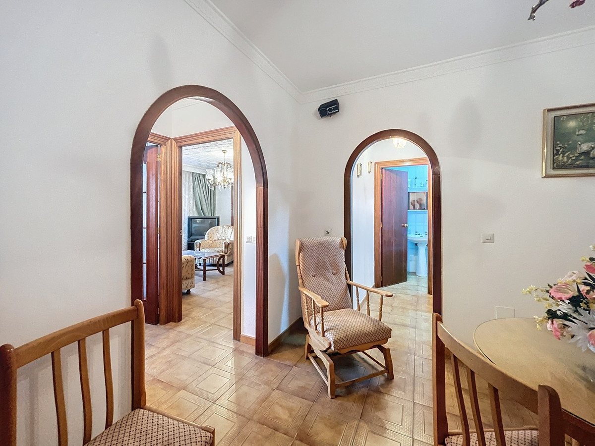 Penthouse in Sayalonga-13