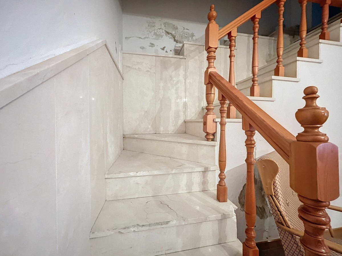 Penthouse in Sayalonga-18