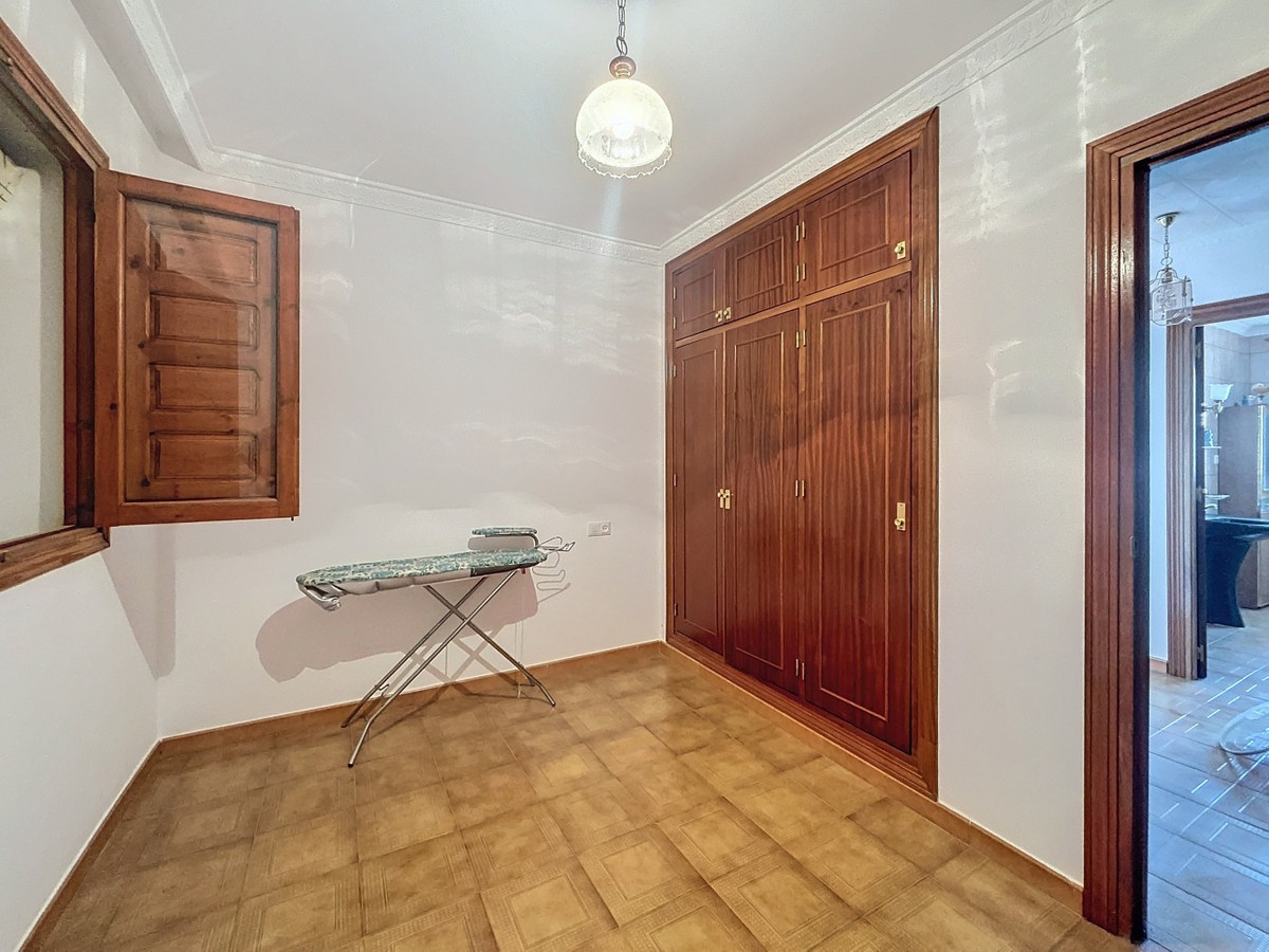 Penthouse in Sayalonga-30
