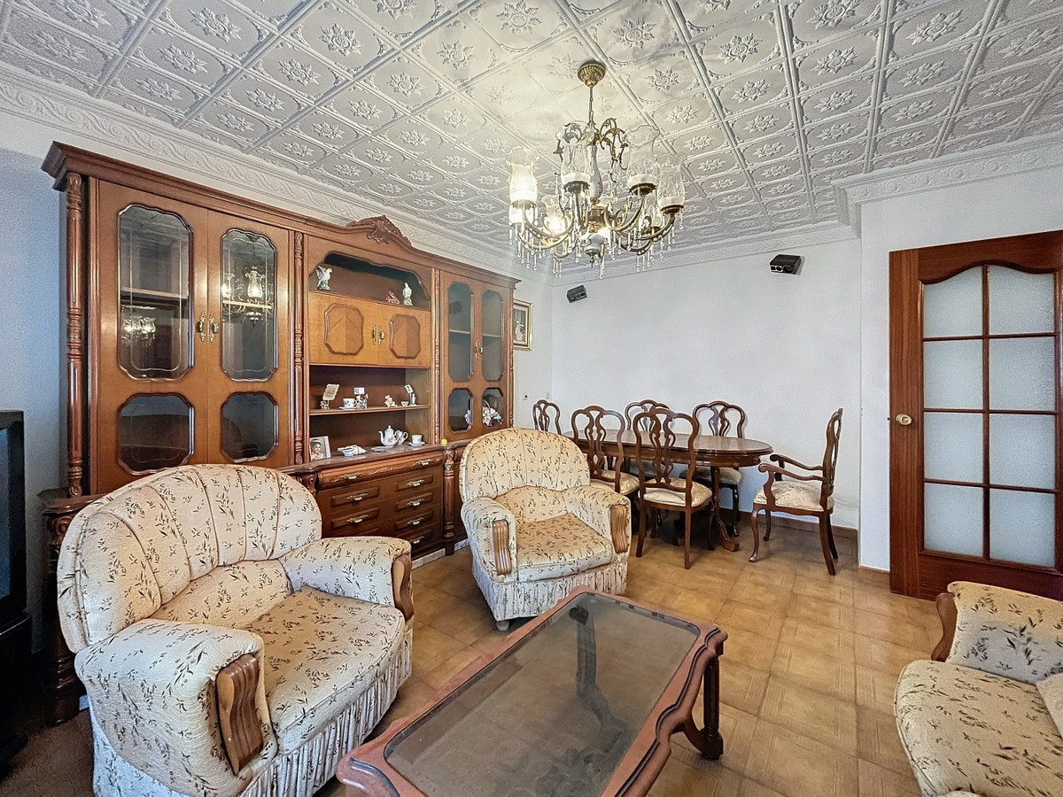 Penthouse in Sayalonga-7