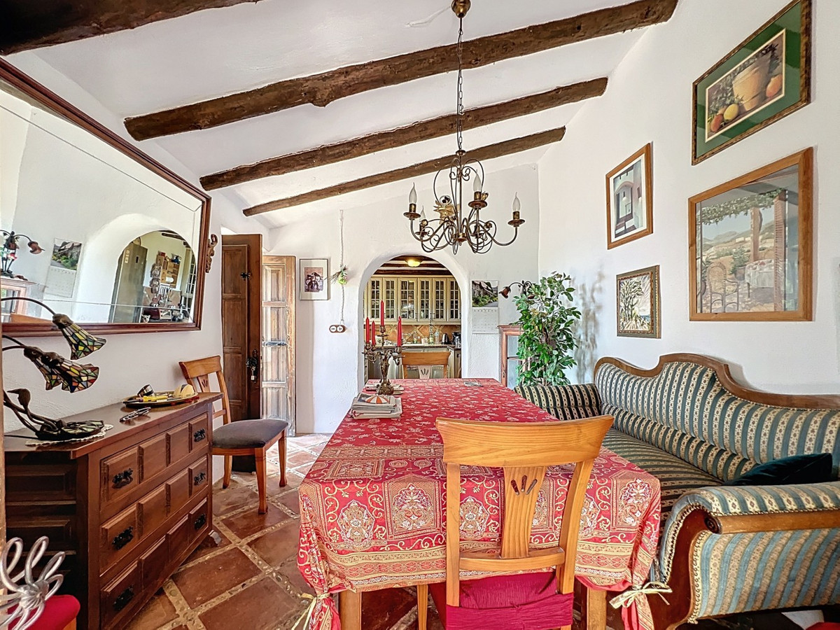 Huis te koop in Sayalonga | 3 slaapkamers H5456167